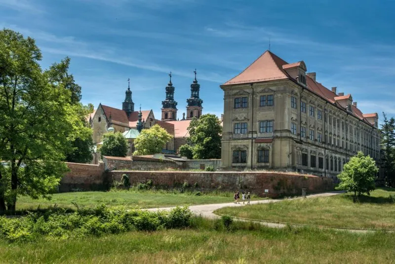 Widok na budynki klasztorne