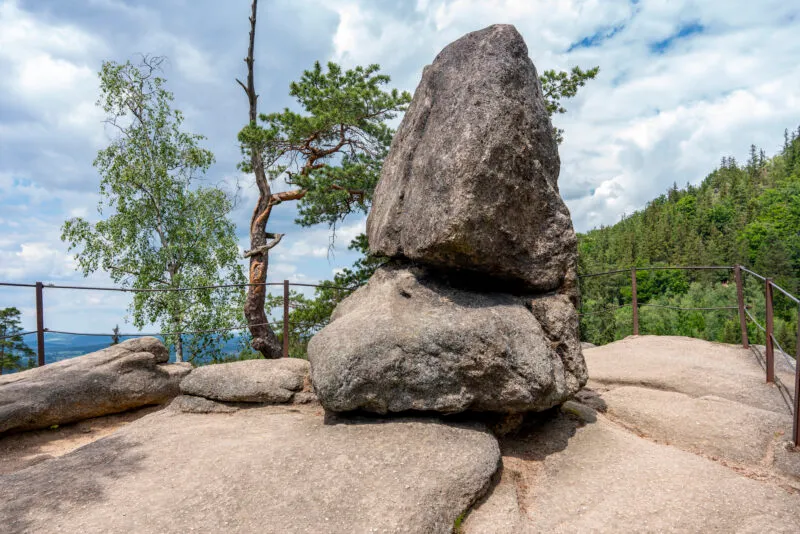 Widok z platformy w Rudawach Janowickich