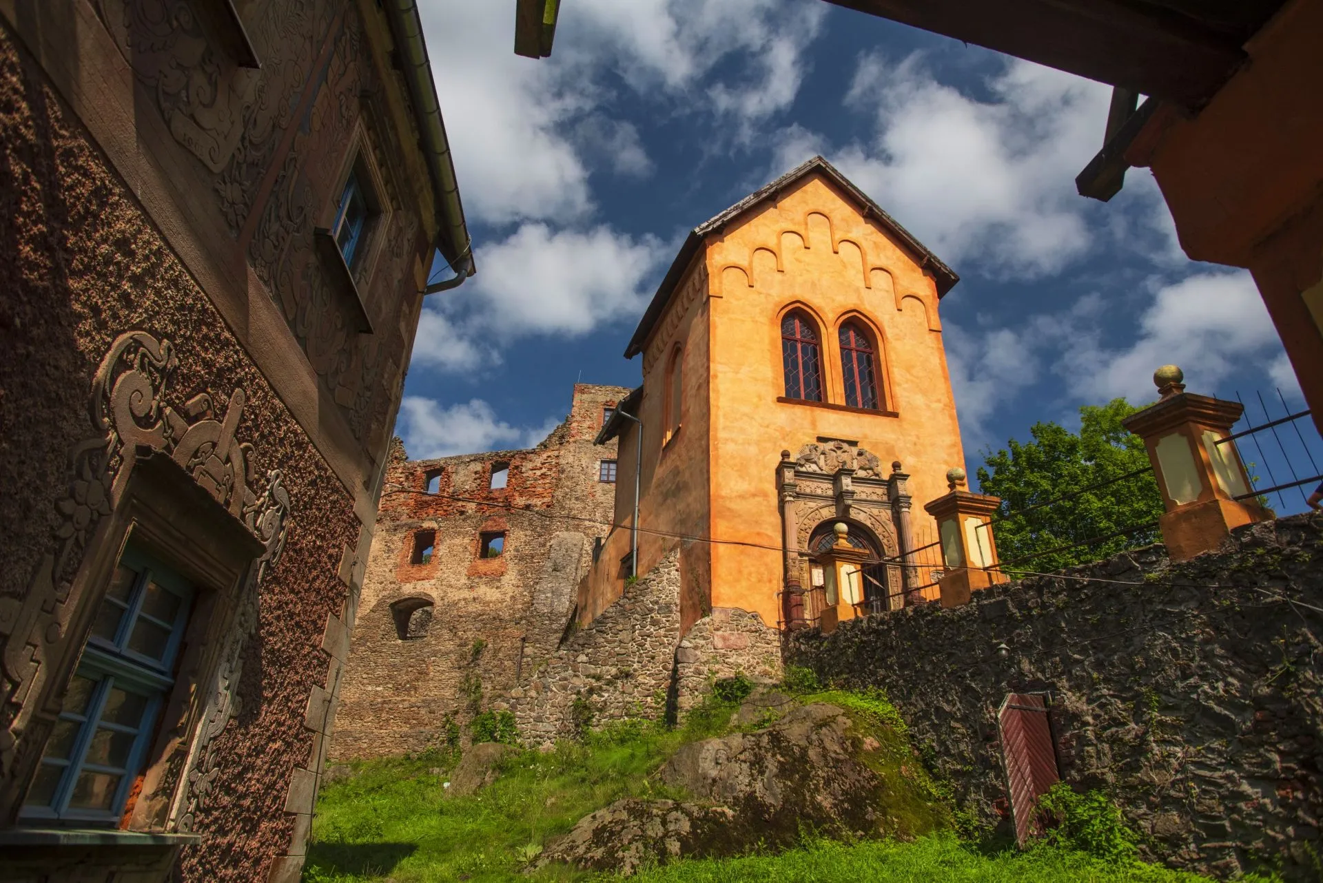 Widok na elewację Zamku Grodno